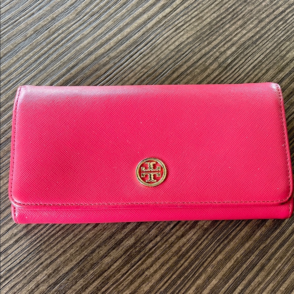 Tory Burch International long wallet
